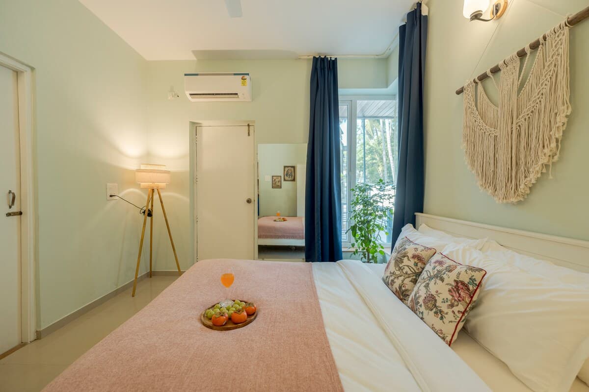 AMG02 · Chic 2BHK in Central North Goa| Pool & Parking - View 4