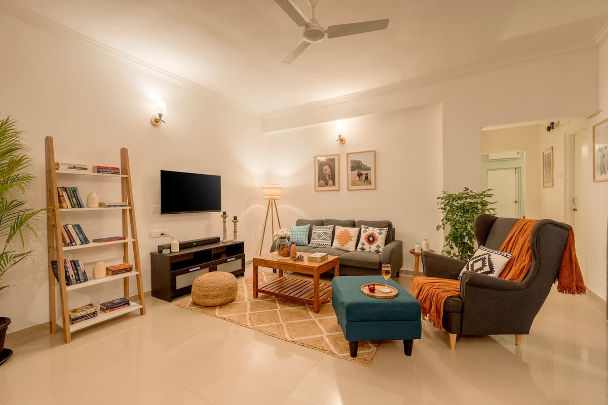 AMG02 · Chic 2BHK in Central North Goa| Pool & Parking - Main view