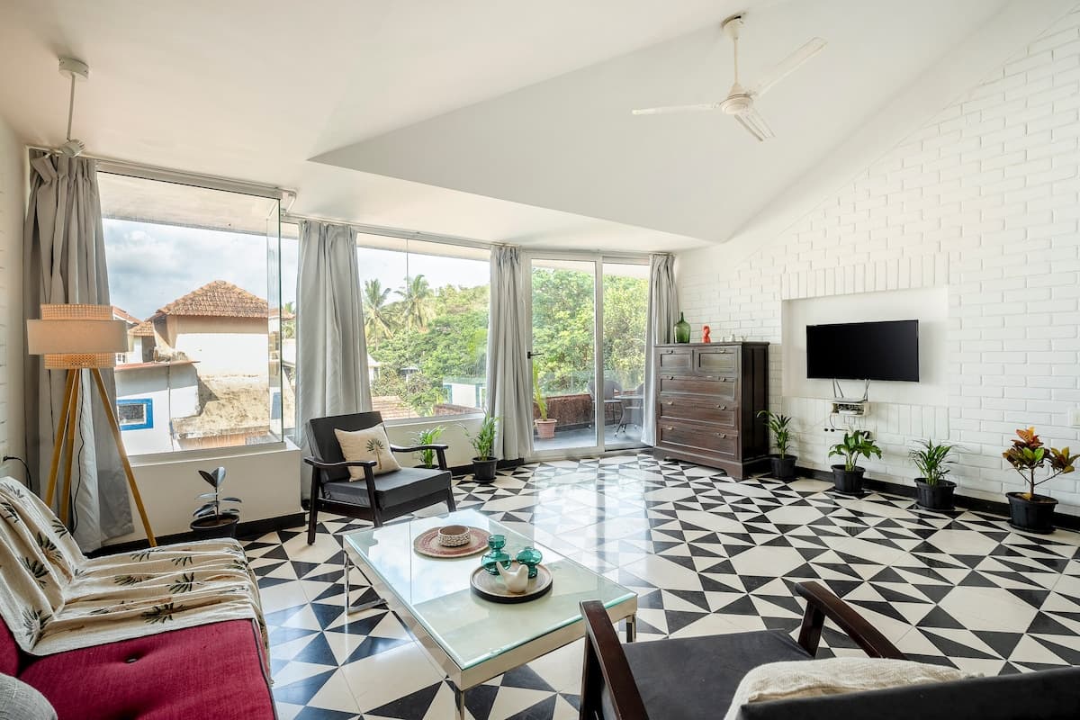 EA302 · Cosy 2BHK | Pool | Reis Magos