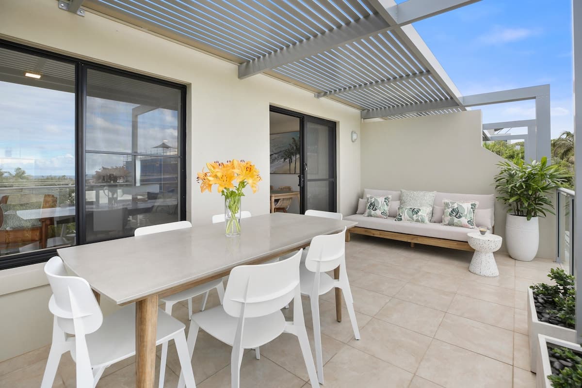 Unit 2 - Crystal Shores Sunshine Beach - Main view