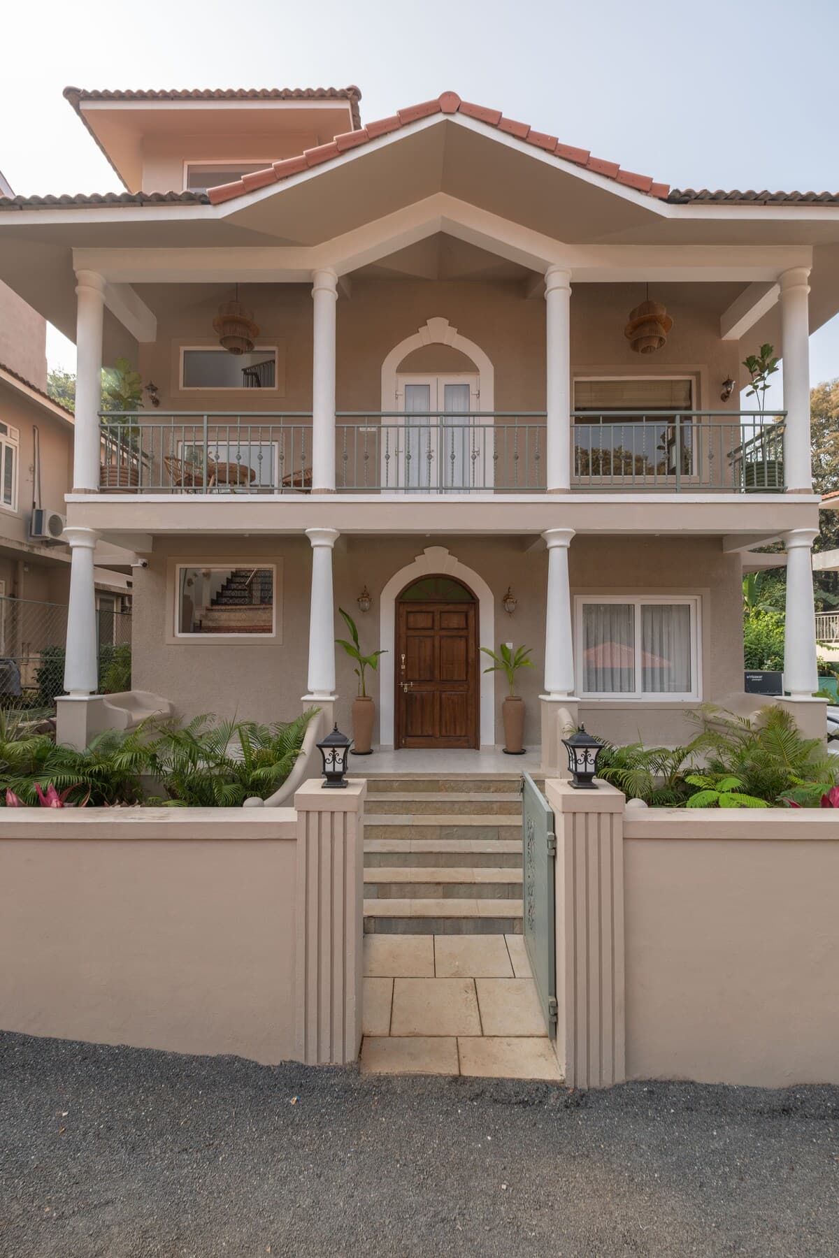 GW001 · Luxury 4 BHK Villa | Pvt Pool | Thalasa Road - View 3
