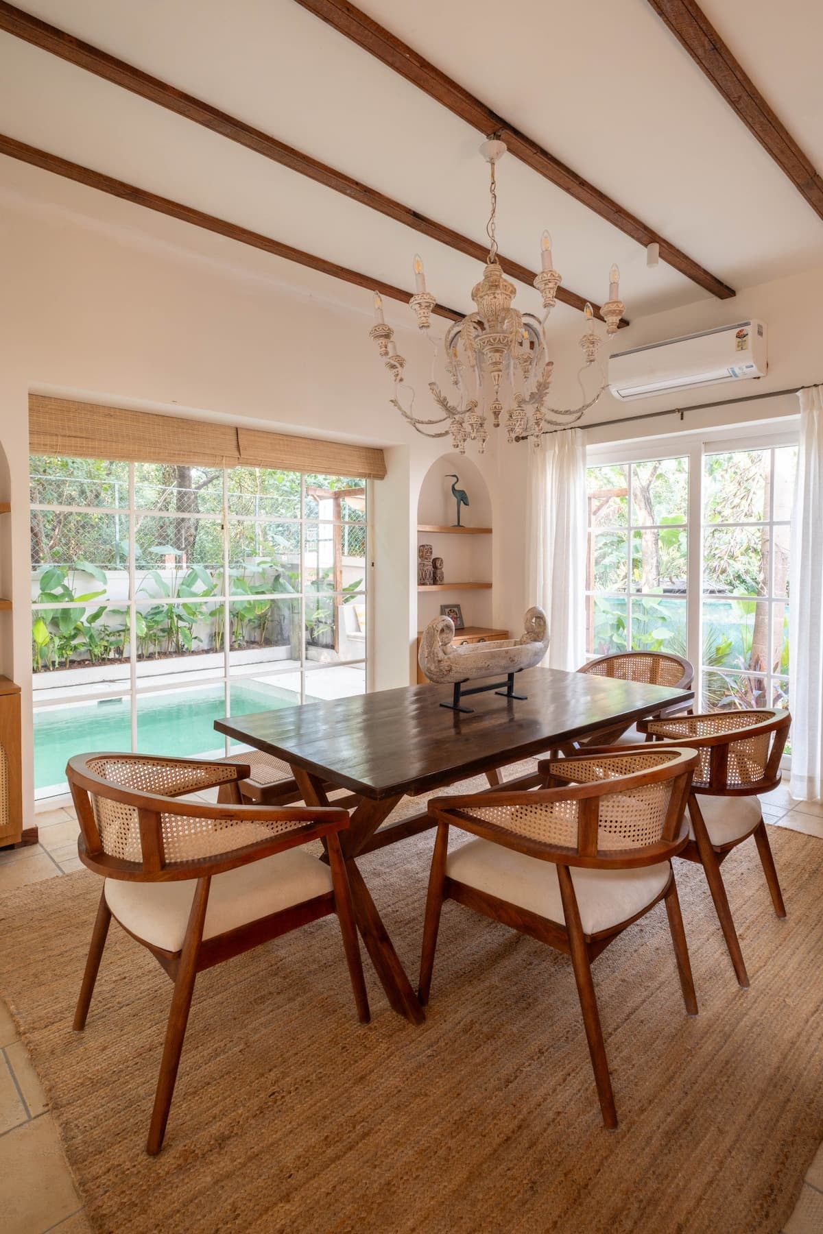 GW001 · Luxury 4 BHK Villa | Pvt Pool | Thalasa Road - View 4