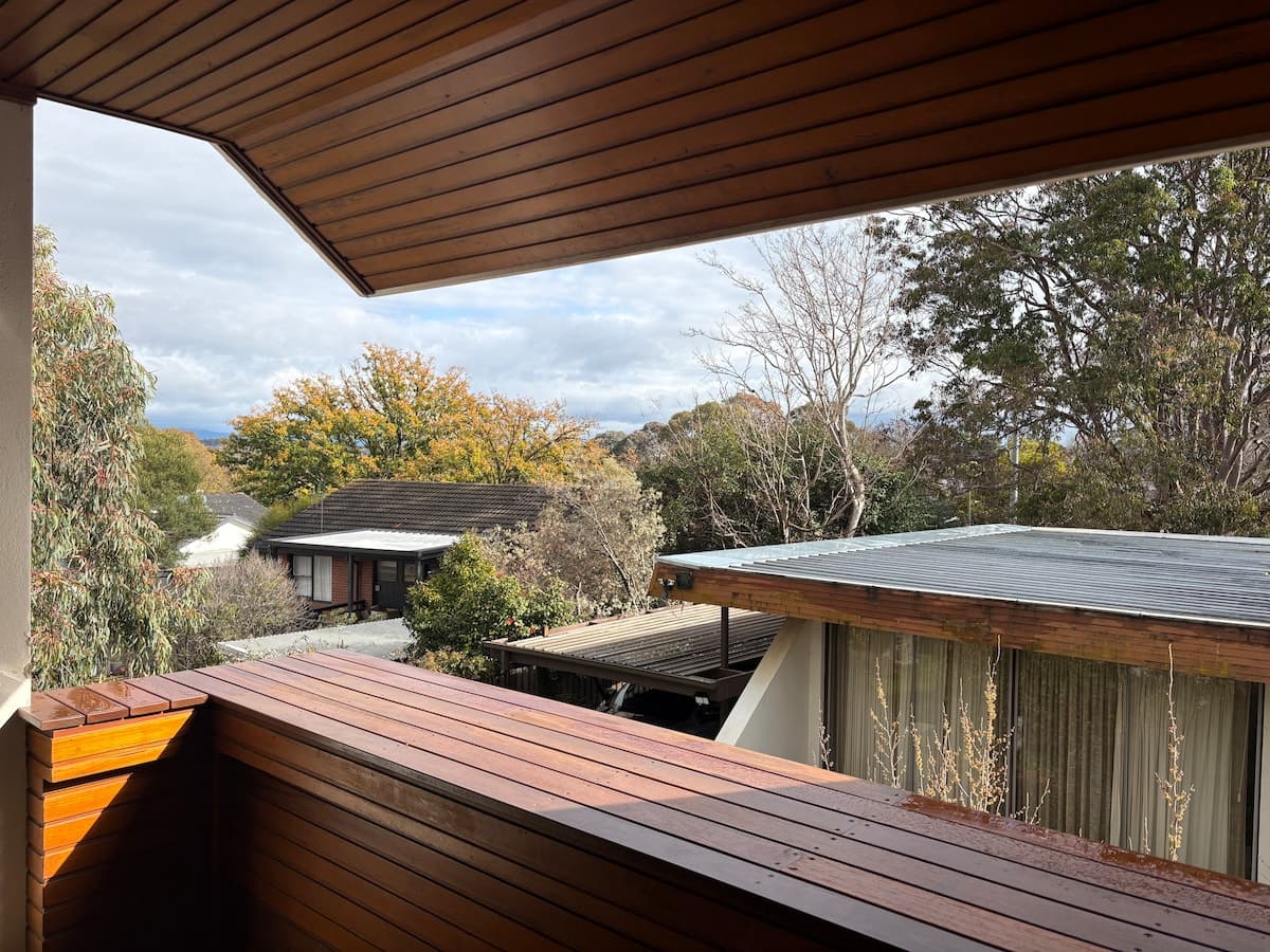 Watson 2B2B · Architectural Gem | Light-Filled Fireplace Retreat - Main view