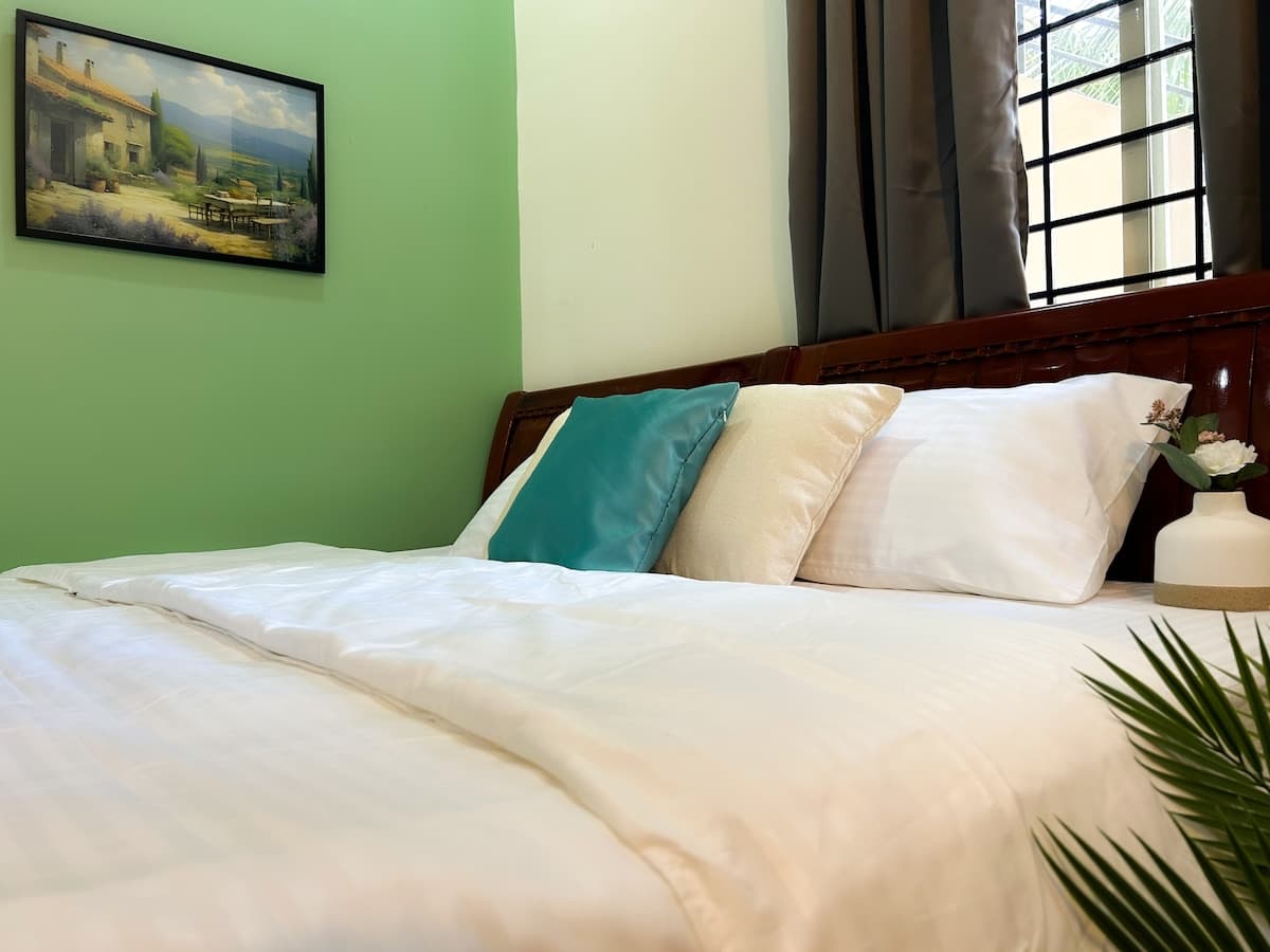 MCD 201 · Premium AC Studio Flat in Mysore - 201 - Main view