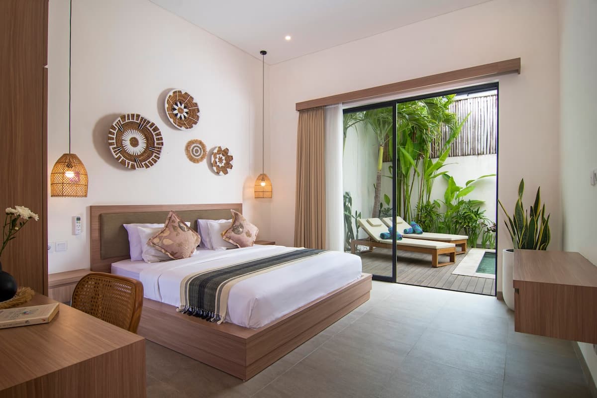 La Bumbak 03 · 2BR Quiet Pool Villa, Central Umalas Retreat 3 - View 3