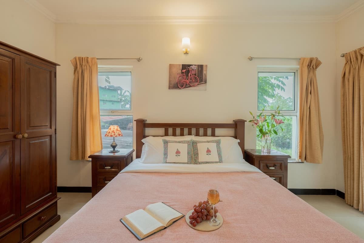 KGV04 · Spacious 2BHK in Siolim with Pool - View 2
