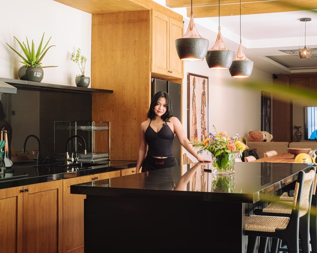 The Urban Retreat Villa · 12 Bedroom Villa Seminyak w Gym, Cook and Butler - View 3