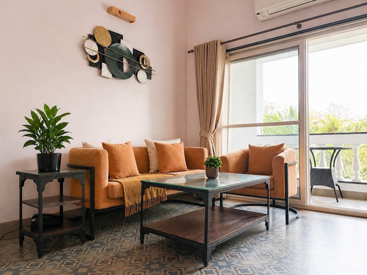 ARA - A - 302 · Spacious 2BHK nr Bawri, Avos Kitchen with Pool 302 - Main view