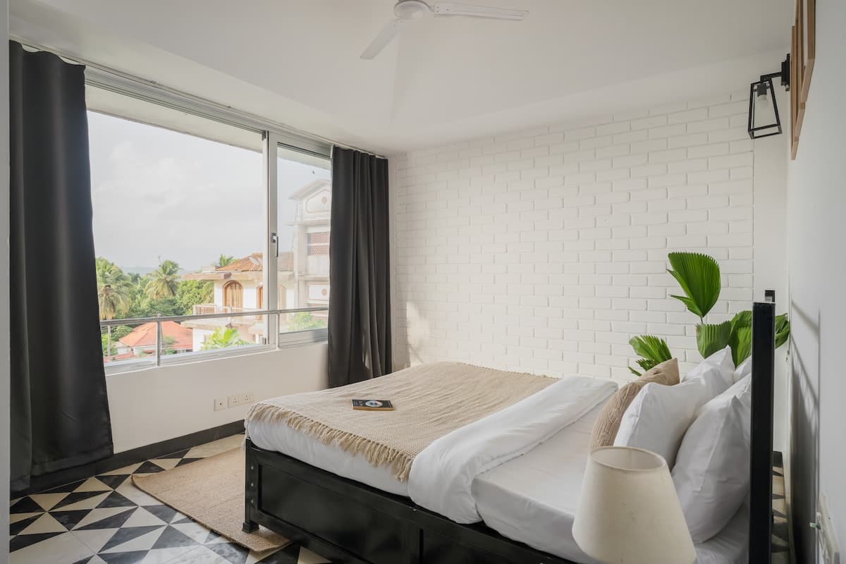 EA301 · Lush 2BHK | Pool | Reis Magos - View 3
