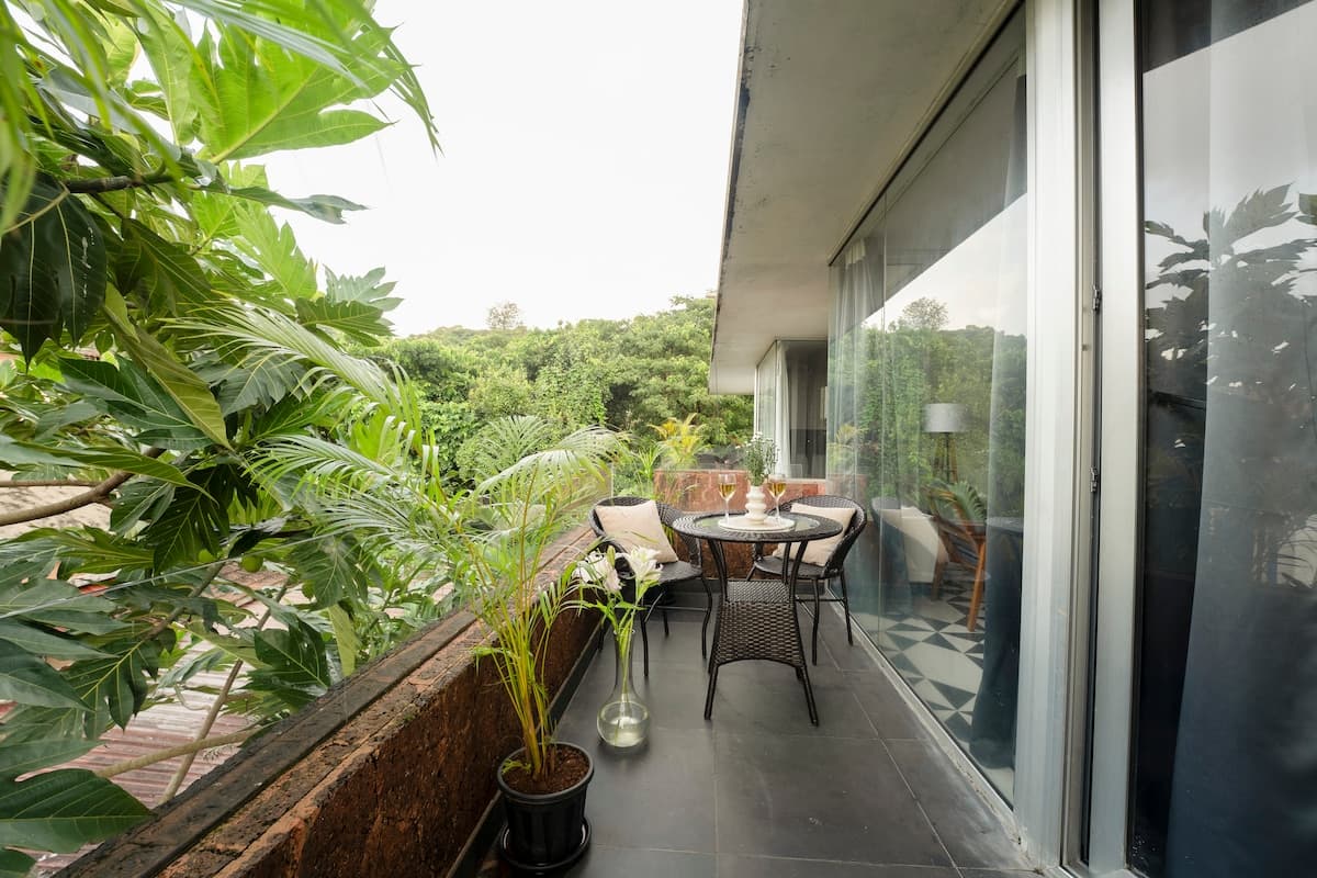 EA301 · Lush 2BHK | Pool | Reis Magos - View 4