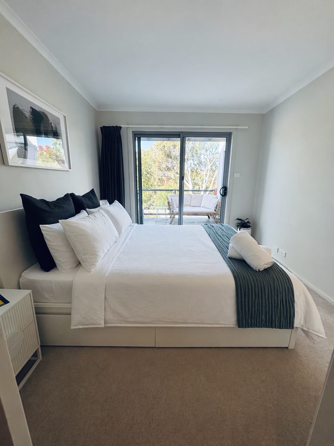 Turner · *NEW* Modern Retreat CBD+ANU, EV+Secure Parking Wi - View 2